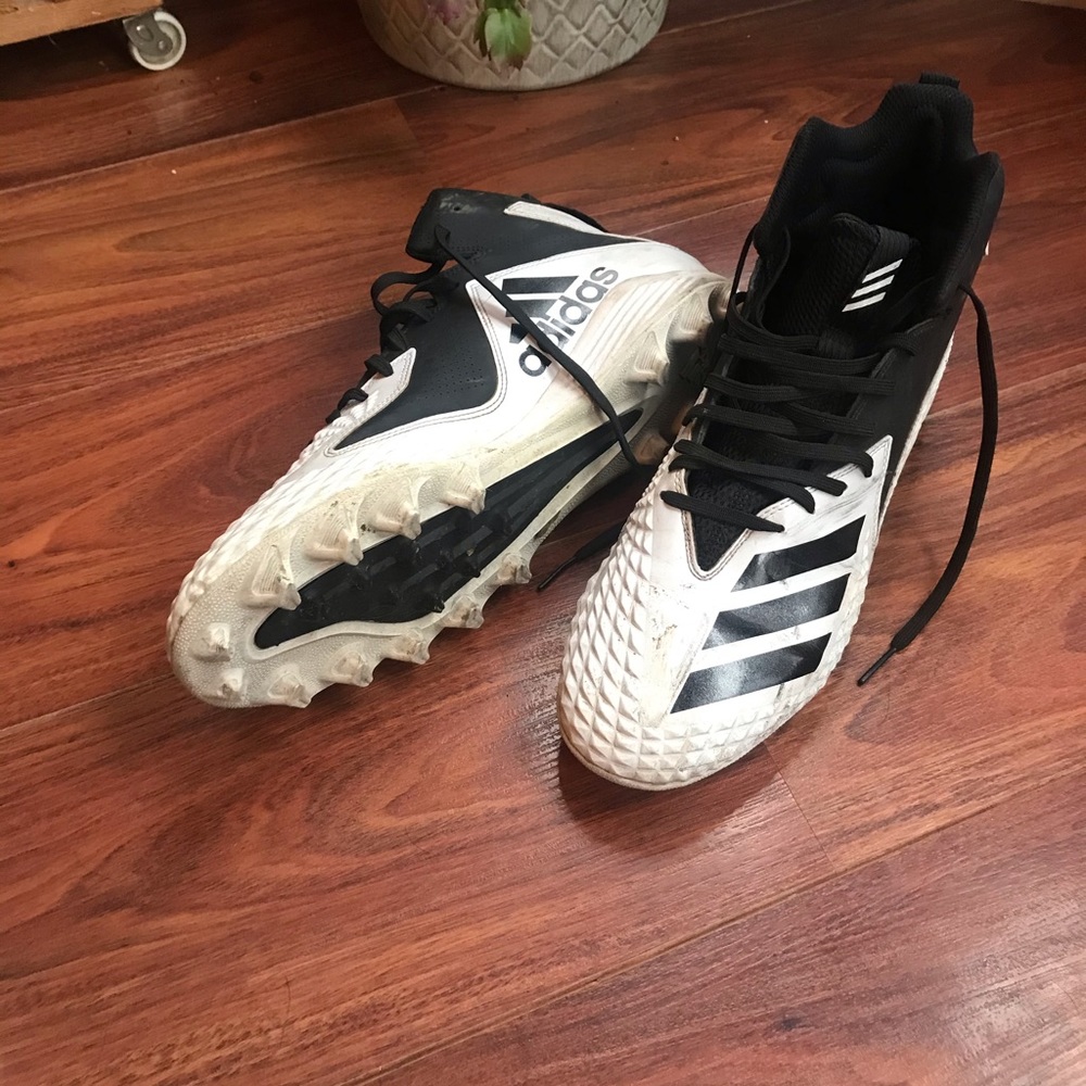 Adidas cleats size 13. Great condition!